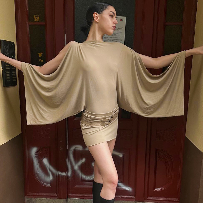 Street Fashion Fall 2025 - DSMTRC ホローアウト カジュアル イブニング パーティー ドレス
