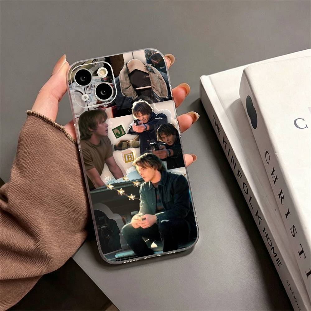 英国俳優チャーリー・ヒートンのiPhone17、16、15、 - Street Fashion Official のレビューと価格