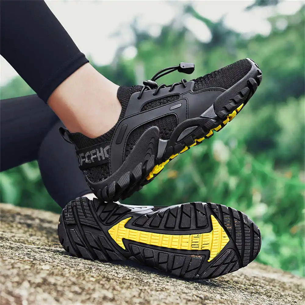 メンズタクティカルハイキングブーツ,スポーツ,快適,サイズ4 - Street Fashion For Short Guys のレビューと価格